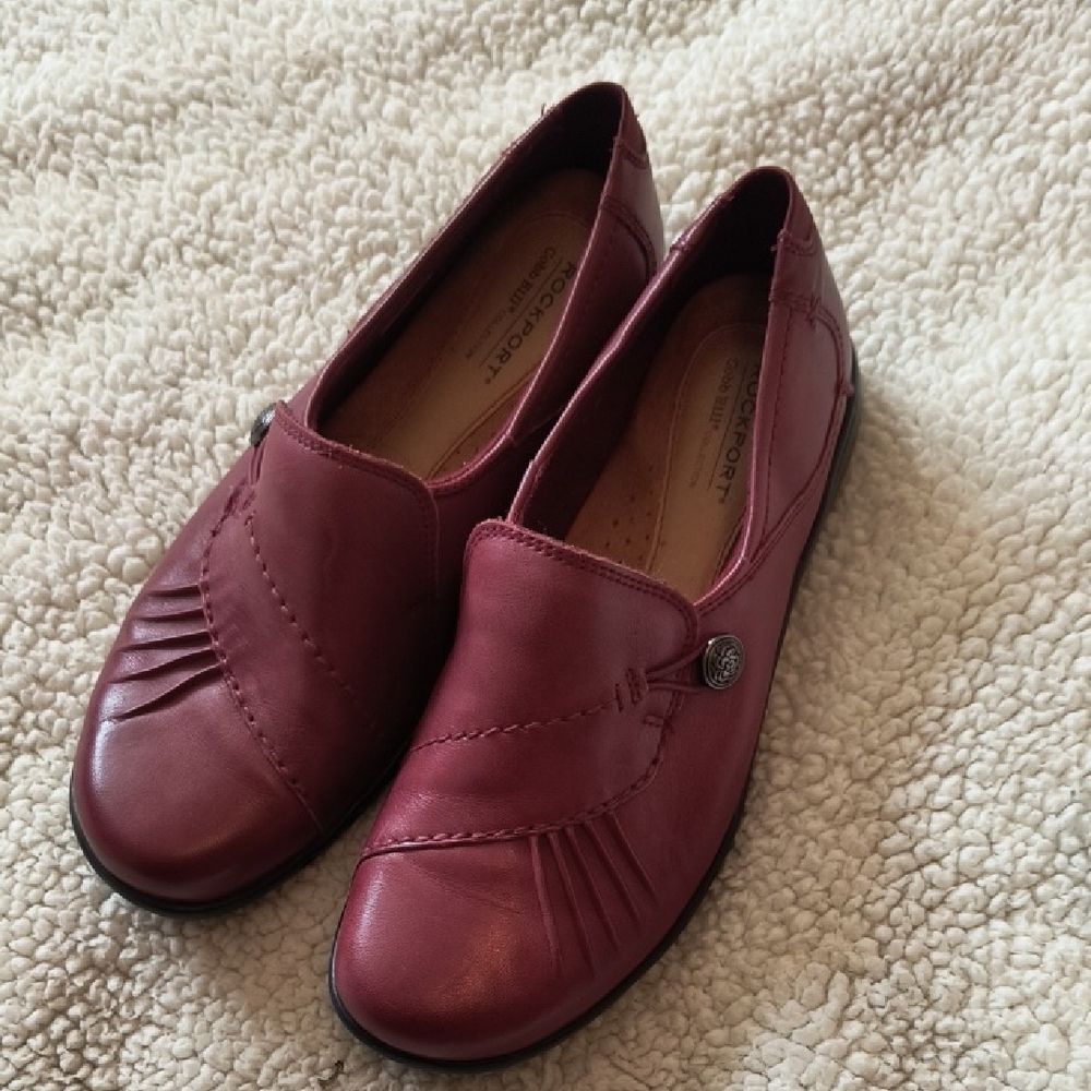 Chic Burgundy Loafers for Women